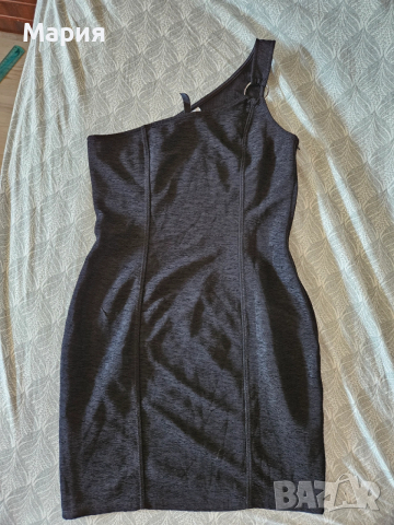 Асиметрична рокля h&m, снимка 2 - Рокли - 53794740