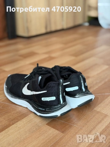 Обувки 40 номер Nike, снимка 4 - Маратонки - 53524882