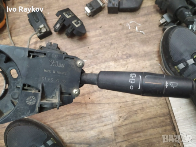 Лостчета за светлини и чистачки на Peugeot 306 , 61557102 , снимка 2 - Части - 53121949