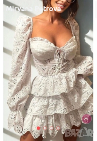 Бяла дантелена рокля