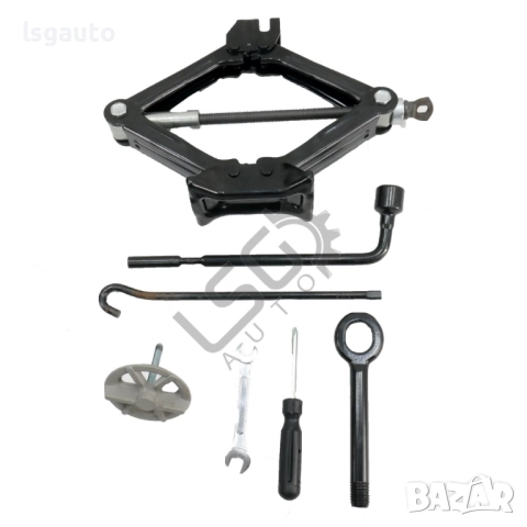 Комплект крик,ключ за джанти и кука за теглене Hyundai i40 2015-2019 ID: 156483, снимка 2 - Части - 52834860