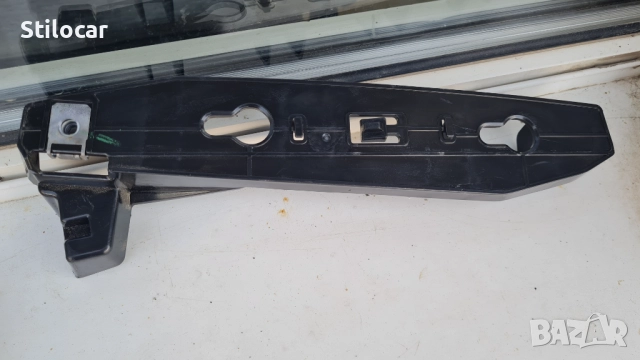 Държач Opel Corsa F 19-23г задна броня десен