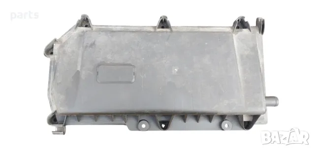 Капак Филтърна Кутия VW Голф 4 1.4 Бензин - Поло
- Сеат