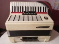 Продавам Акордеон Велтмайстер Стела 60 Баса в отлично състояние, снимка 2