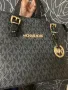 Michael kors чанта, снимка 2