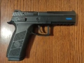Пистолет CZ P09, снимка 2