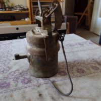 Стара карбитна лампа, снимка 1 - Антикварни и старинни предмети - 45684513