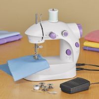 Мини Шевна машина с масичка и лампа 4 в 1 Mini Sewing Machine, снимка 5 - Шевни машини - 45240840