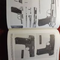 Всичко за револверите 1870-1945г., снимка 4 - Енциклопедии, справочници - 45226323
