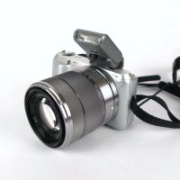 Фотоапарат Sony NEX-C3 + обектив Sony SEL 1855, снимка 3 - Фотоапарати - 45595330