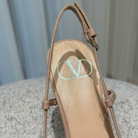 дамски обувки на ток VALENTINO -реплика, снимка 3 - Дамски обувки на ток - 44983584