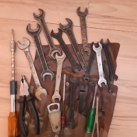 Набор от инструменти-гаечни ключове,отверки и други, снимка 1 - Други инструменти - 44976824
