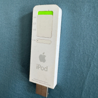 ipod shuffle 1поколение 512MB , Айпод , Apple Ipod Shuffle, снимка 3 - iPod - 45054524