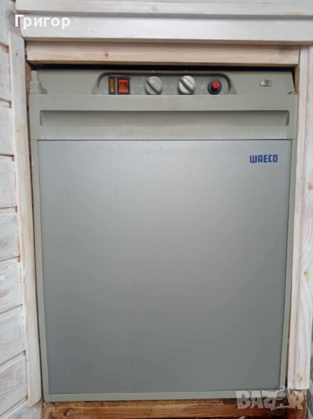 Хладилник(12V, 220V, газ) за кемпери/каравани/лодки, снимка 1