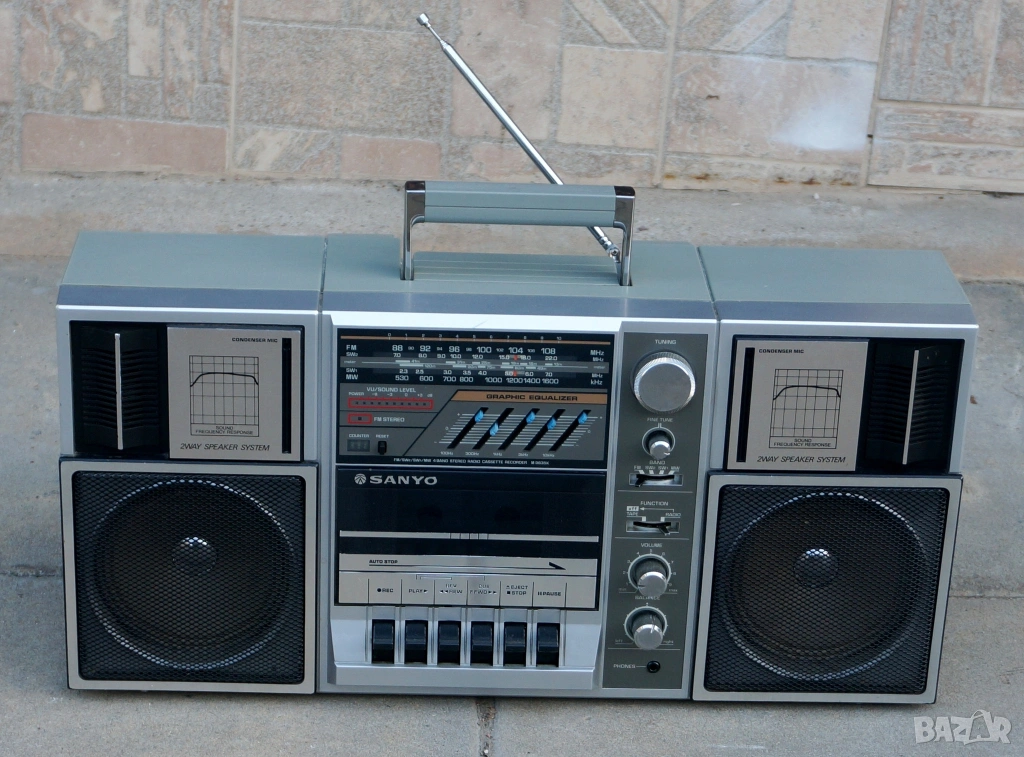 Sanyo M9835!  Сервизиран, снимка 1