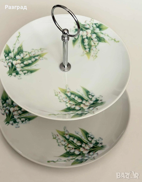 Двуетажна порцеланова поставка с декор момини сълзи, снимка 1