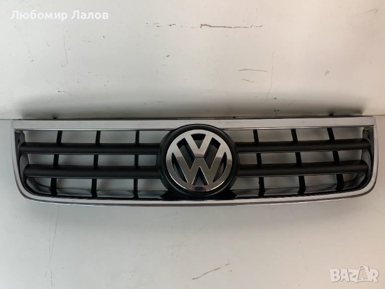 Решетка преден капак Vw Touareg 7L (04-07)г. 7L6853601, снимка 1