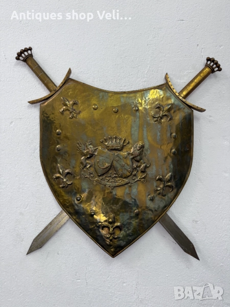 Щит/герб с мечове за стена №7445, снимка 1