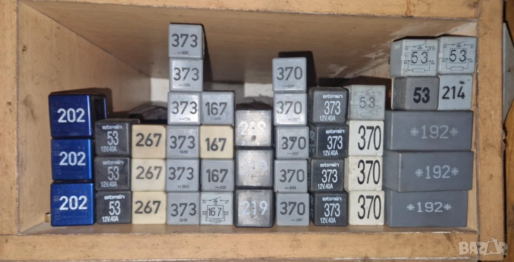 авто релета vw audi 53 167 192 202 214 219 267 370 373  , снимка 1