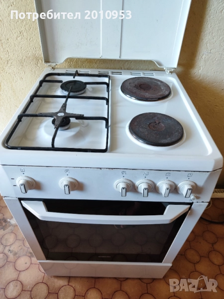 Комбинирана печка Beko на ток/газ, снимка 1