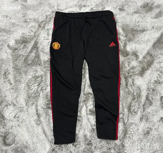 Оригинално долнище Adidas x Manchester United 2022/23 - размер XXL, снимка 1