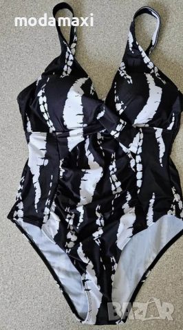 5XL Нов   цял черно/бял бански Резервиран, снимка 1 - Бански костюми - 46293688