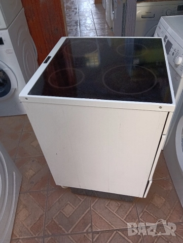 Свободно стояща печка с керамичен плот VOSS Electrolux с две години гаранция!, снимка 3 - Печки, фурни - 52543923