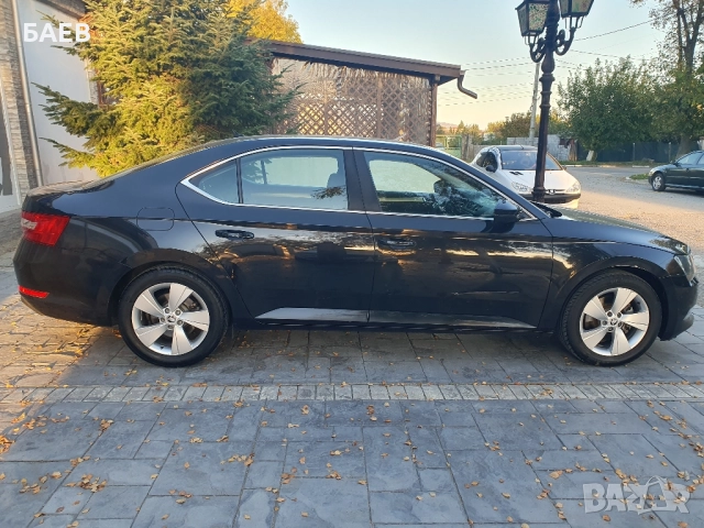 шкода суперб, снимка 3 - Автомобили и джипове - 52256776