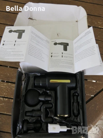 Масажен пистолет, вибрационен с 4 приставки и 6 степени, снимка 3 - Масажори - 51951280