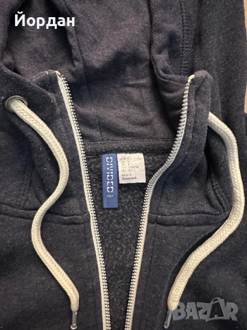 Продавам два броя суитшърта -  H&M и  SMOG, снимка 2 - Суичъри - 53853602