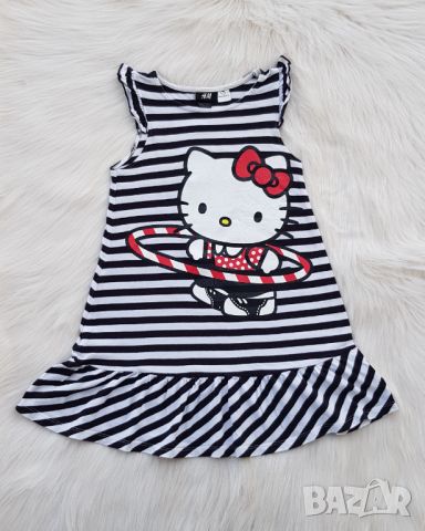 Детска рокля H&M Hello Kitty Размер 4-6 години , снимка 4 - Детски рокли и поли - 46373603