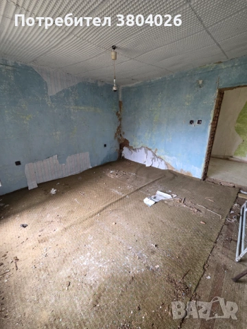 Продава се просторна къща с огромен двор 2800 кв.м, снимка 10 - Къщи - 53622066