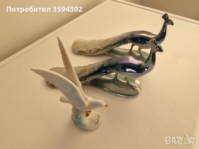 Български порцелан паун, снимка 2 - Антикварни и старинни предмети - 52914670