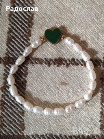 гривна от естествени перли 