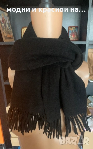 Зимен черен шал  с ресни (фина вълна virgin wool), снимка 4 - Шалове - 53056623
