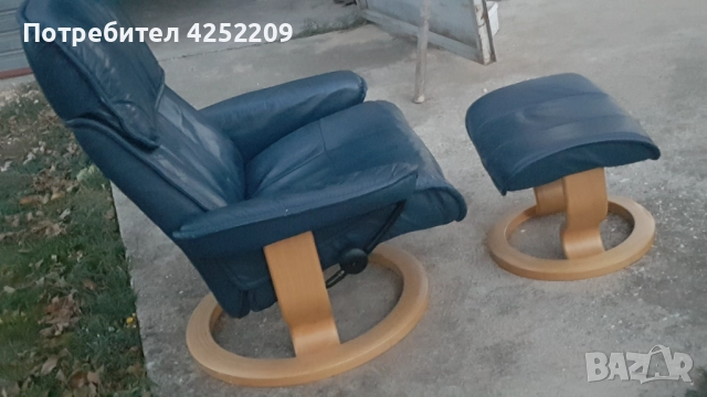 Продавам стол и табуретка за крака и други, снимка 3 - Столове - 52165035