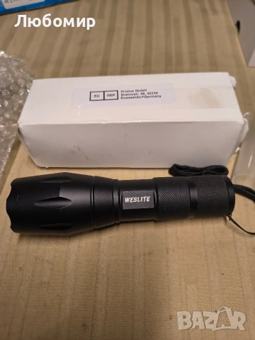 4 в 1 LED фенерче с червена, зелена, бяла, синя светлина, многоцветно тактическо фенерче, фенерче , снимка 3 - Къмпинг осветление - 52585835