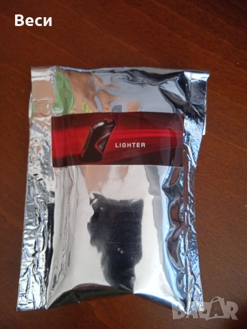 Газова запалка Марлборо, снимка 3 - Запалки - 53653578