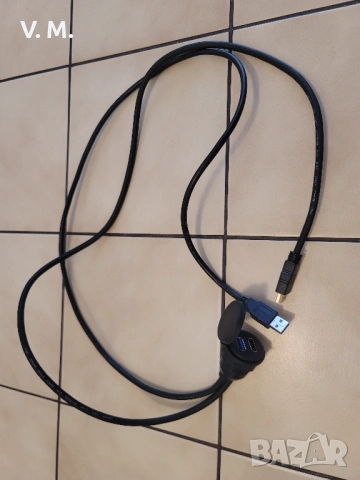 Удължител за кола с USB и HDMI за вграждане от Германия