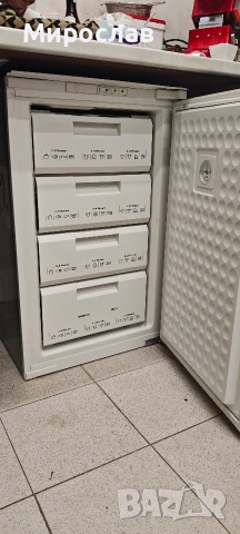 Фризер за вграждане Siemens