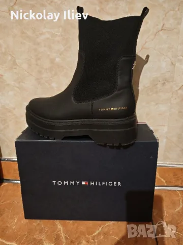 Ботуши Tommy Hilfiger , снимка 1 - Дамски ботуши - 48500838