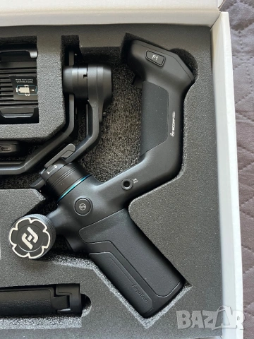 Feiyu Tech  SCORP  Mini 3 за телефон и камера, снимка 2 - Камери - 54046116