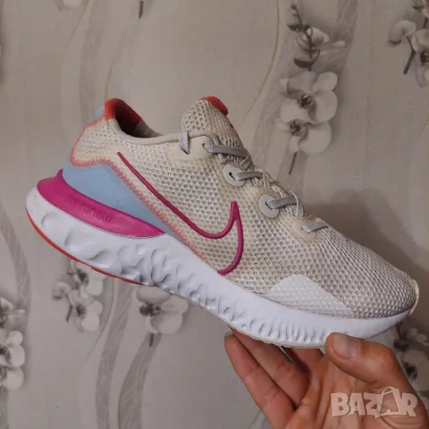  маратонки Nike Renew Run 'White Ember Glow' номер 41 , снимка 10 - Маратонки - 49441292