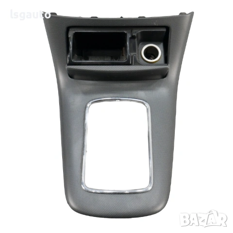 Лайсна около скоростен лост/пепелник Toyota Avensis II 2003-2009 ID: 159208, снимка 2 - Части - 54026706