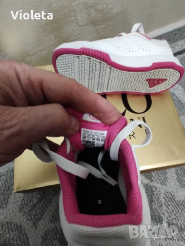 "Adidas" 30 номер, Неразличими от нови, снимка 4 - Детски маратонки - 49697196
