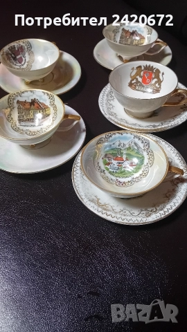 антични чаши със златен кант