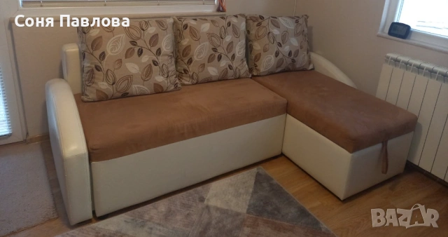 Разтегателен ъглов диван, с 3 възглавници