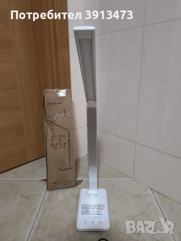 Чисто нова лед лампа за бюро, снимка 2 - Лед осветление - 53906384