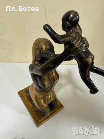 Уникална бронзова фигура/статуя, снимка 2 - Други ценни предмети - 54140045