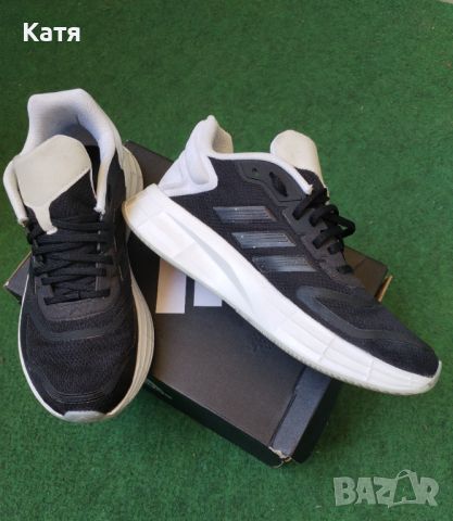 Дамски маратонки Adidas, снимка 2 - Маратонки - 46754699